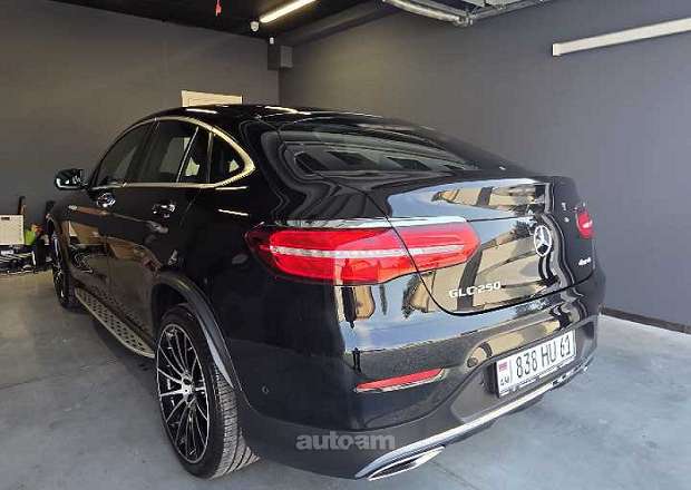 Mercedes-Benz GLC 250