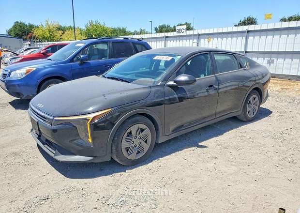 Kia K4