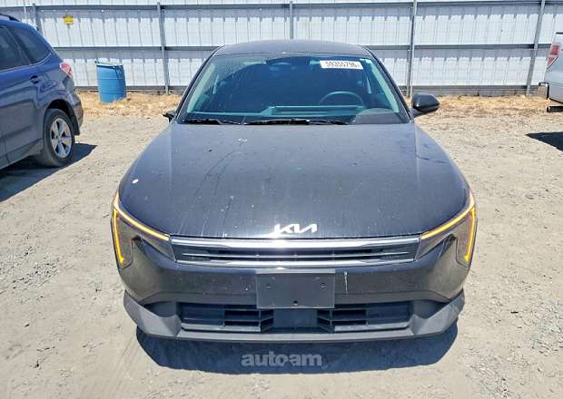 Kia K4
