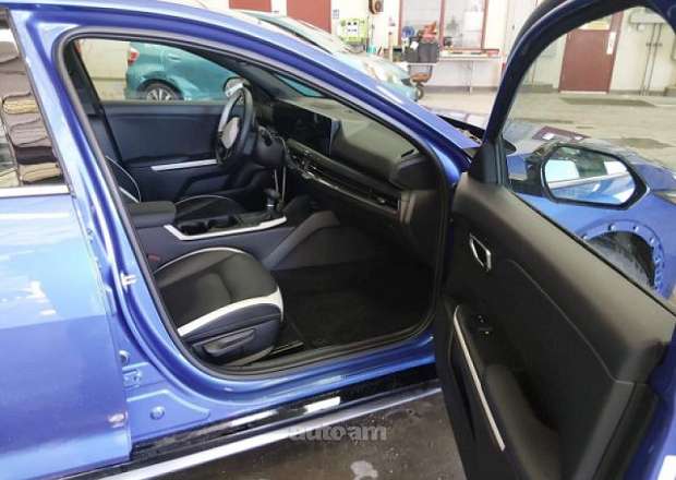 Kia K4