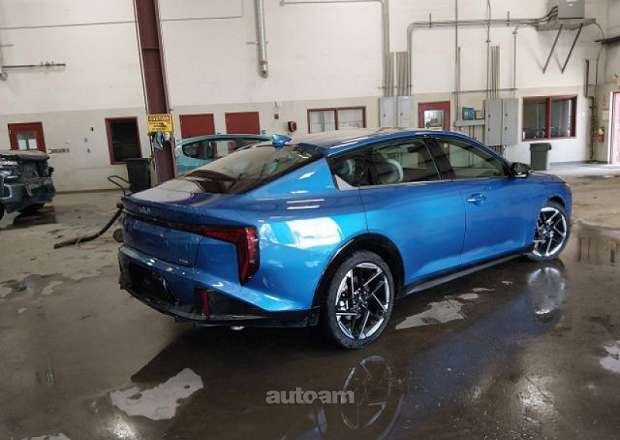 Kia K4