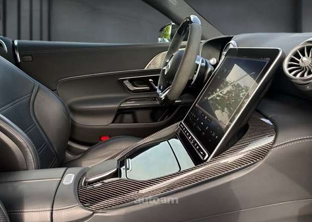 Mercedes-Benz SL 63 AMG