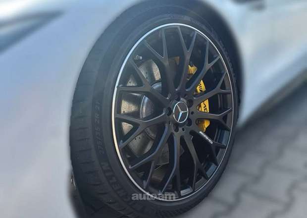 Mercedes-Benz SL 63 AMG