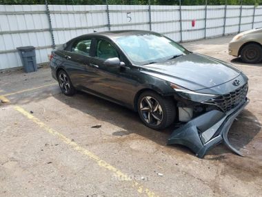 Hyundai Elantra  2023 