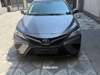 Toyota Camry  2018 