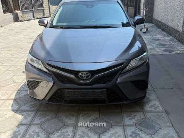 Toyota Camry  2018 