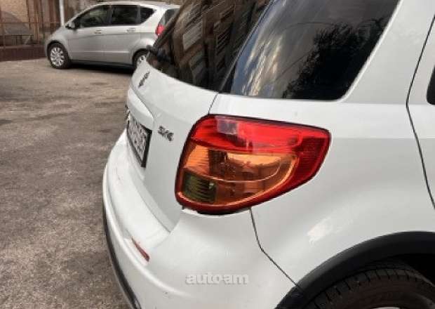 Suzuki SX 4