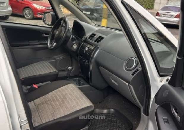 Suzuki SX 4
