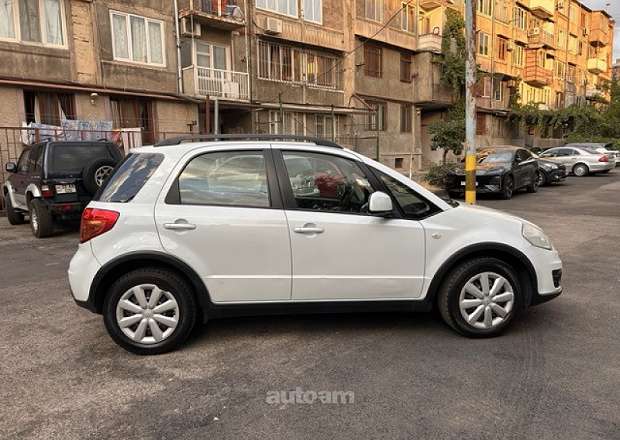 Suzuki SX 4