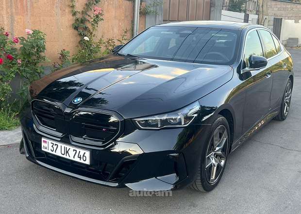 BMW i5