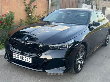 BMW i5  2024 