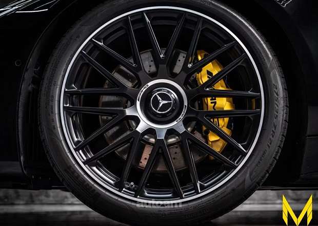 Mercedes-Benz SL 63 AMG
