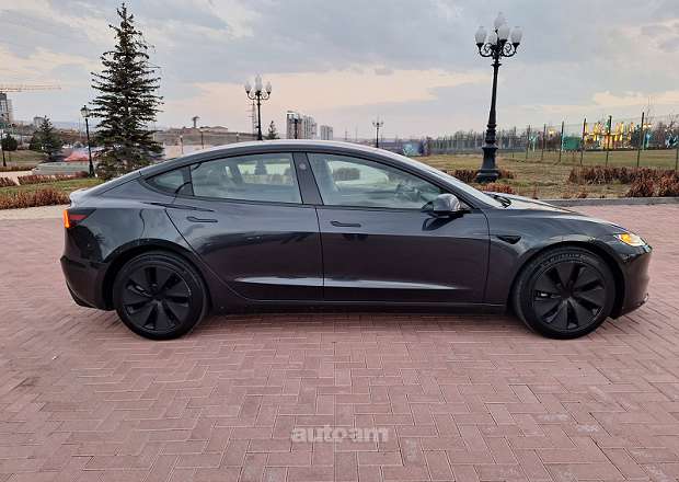 Tesla Model 3 2024 — լուսանկար 9