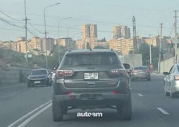 Jeep Compass 2019 — լուսանկար 5