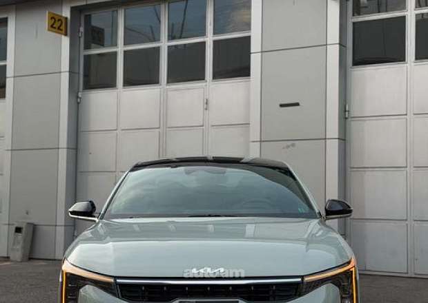 Kia K4