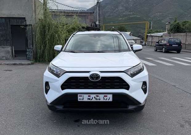 Toyota Rav 4 2019 — photo 3