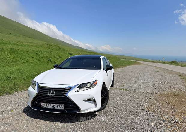 Lexus ES 350 2013 — լուսանկար 9