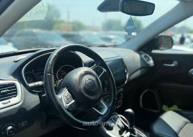 Jeep Compass 2020 — լուսանկար 2