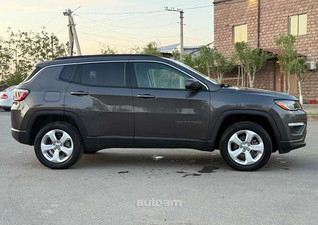 Jeep Compass 2020 — լուսանկար 9