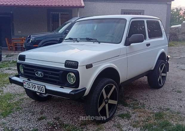 VAZ (Lada) 2121 NIVA (4x4) 2015 — фото 4