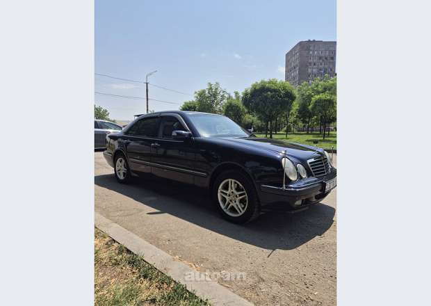 Mercedes-Benz E 320 2001 — լուսանկար 3