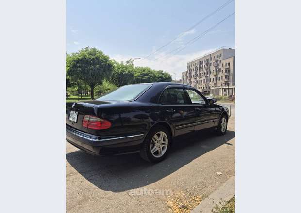 Mercedes-Benz E 320 2001 — լուսանկար 5