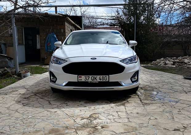 Ford Fusion 2019 — լուսանկար 1