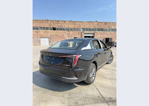 Hongqi E-QM5 2025 — լուսանկար 3