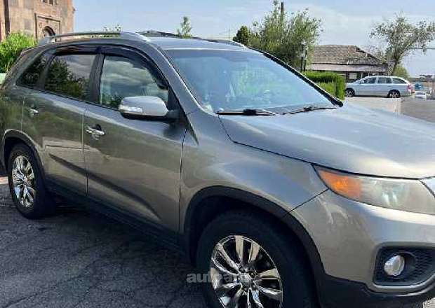Kia Sorento 2010 — լուսանկար 2