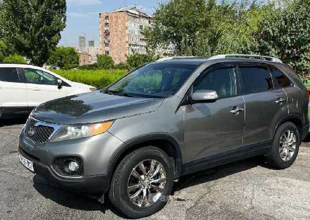 Kia Sorento 2010 — լուսանկար 4