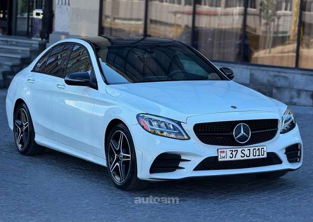 Mercedes-Benz C 300