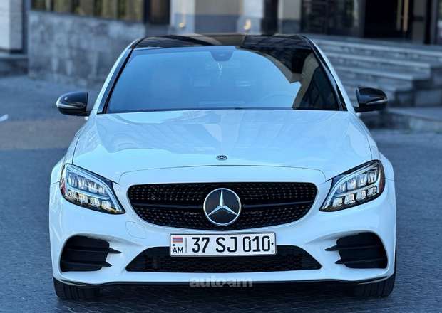 Mercedes-Benz C 300