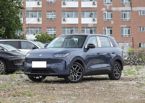 Leapmotor A10