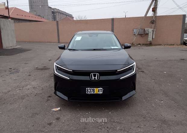 Honda e:NP2