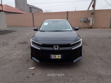 Honda e:NP2  2024 
