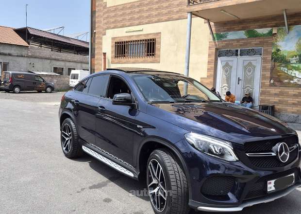 Mercedes-Benz GLE 43 AMG 2017 — լուսանկար 3