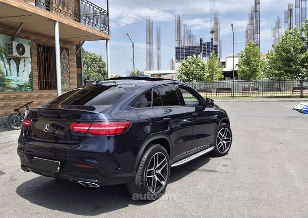 Mercedes-Benz GLE 43 AMG 2017 — լուսանկար 2