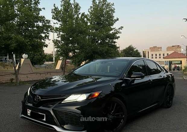 Toyota Camry 2024 — լուսանկար 8