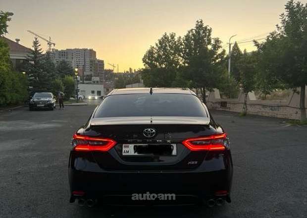 Toyota Camry 2024 — լուսանկար 5