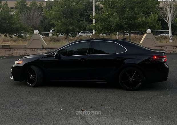 Toyota Camry 2024 — լուսանկար 7