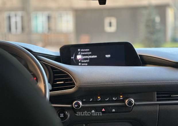 Mazda 3 2018 — photo 6