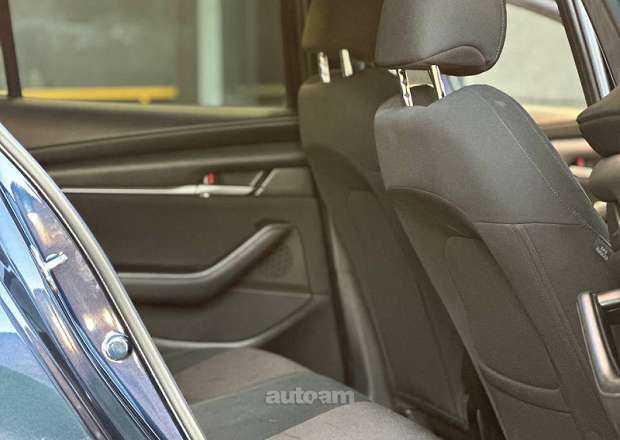Mazda 3 2018 — photo 7