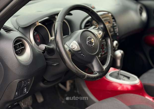 Nissan Juke 2010 — photo 7