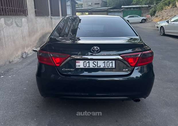 Toyota Camry 2017 — լուսանկար 2