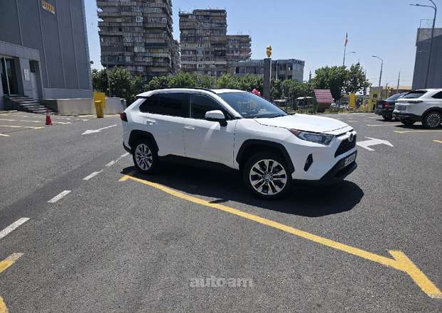Toyota Rav 4 2020 — фото 2