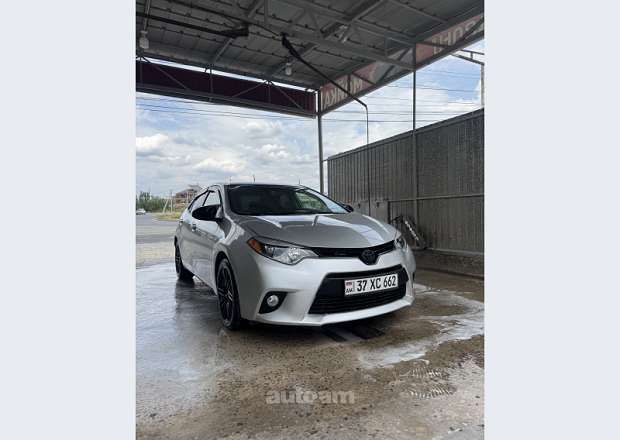 Toyota Corolla 2015 — լուսանկար 1