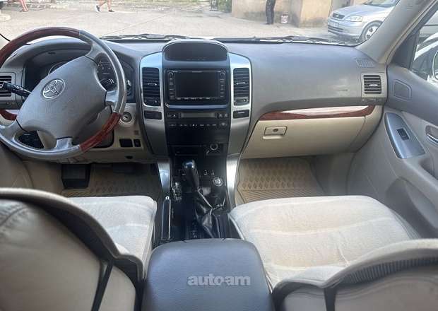 Toyota Land Cruiser Prado