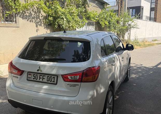 Mitsubishi Outlander 2013 — լուսանկար 4