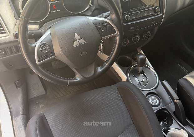 Mitsubishi Outlander 2013 — լուսանկար 5