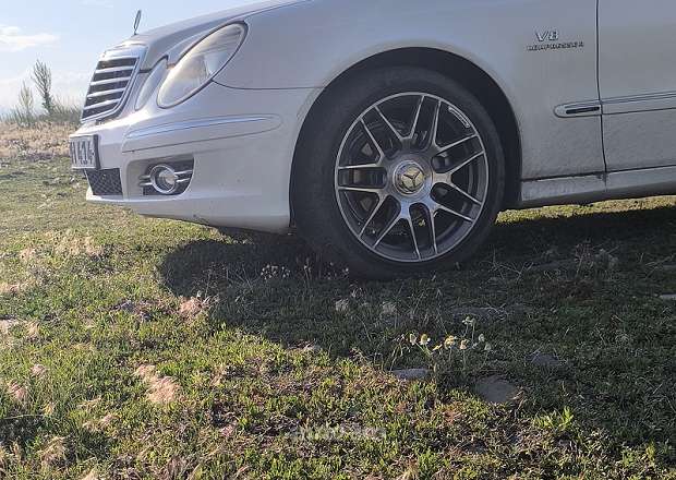 Mercedes-Benz E 320 2004 — լուսանկար 3